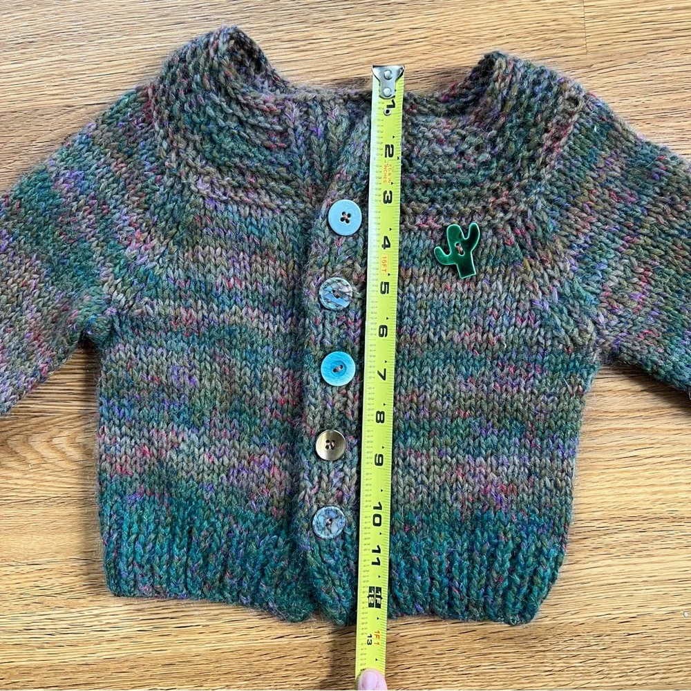 Handknit sweater baby 2T never worn cactus button, wool yarn, soft sweet child - Picture 2 of 5